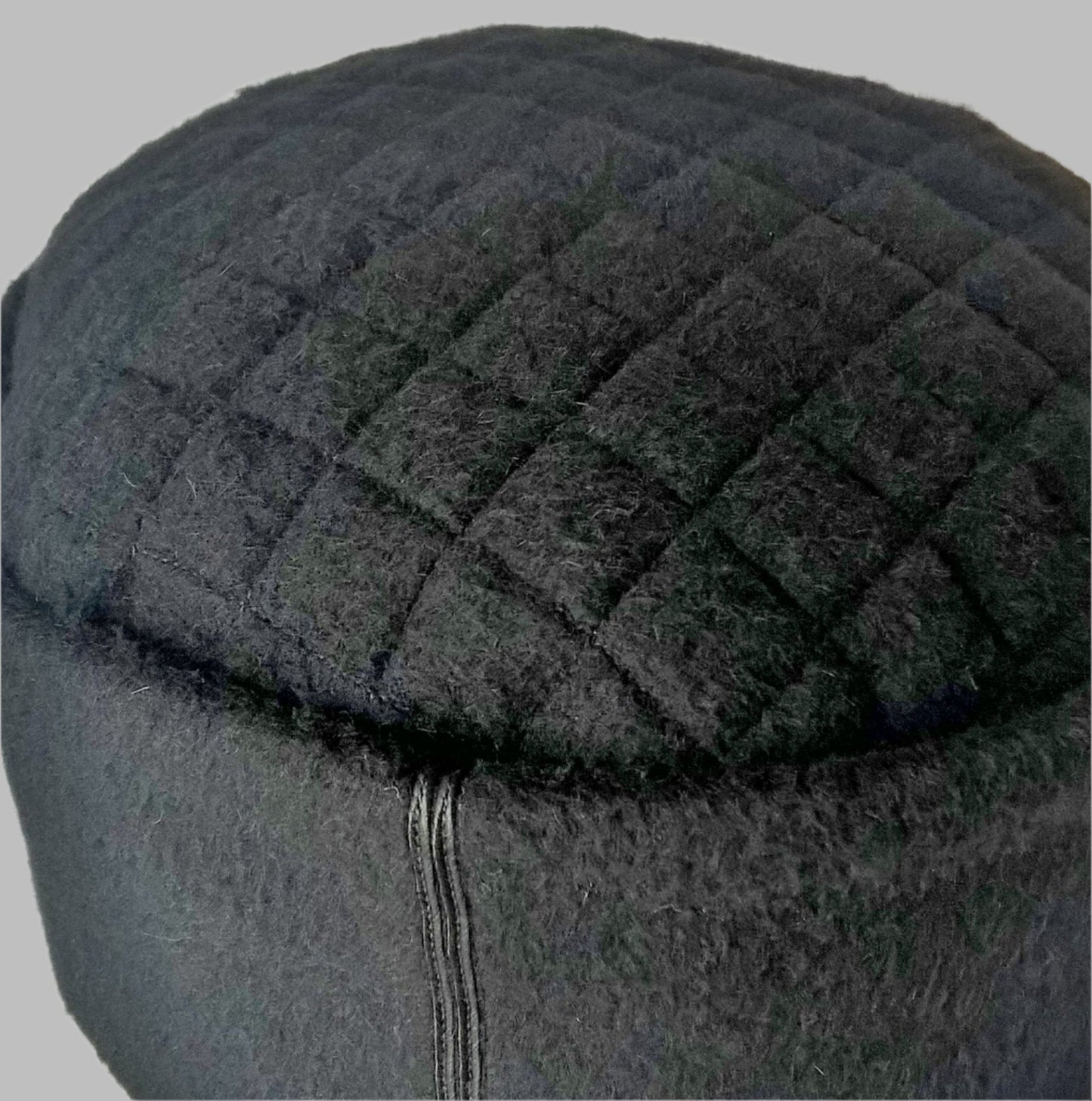 Cashmere cap with quilted tip for extra warmth