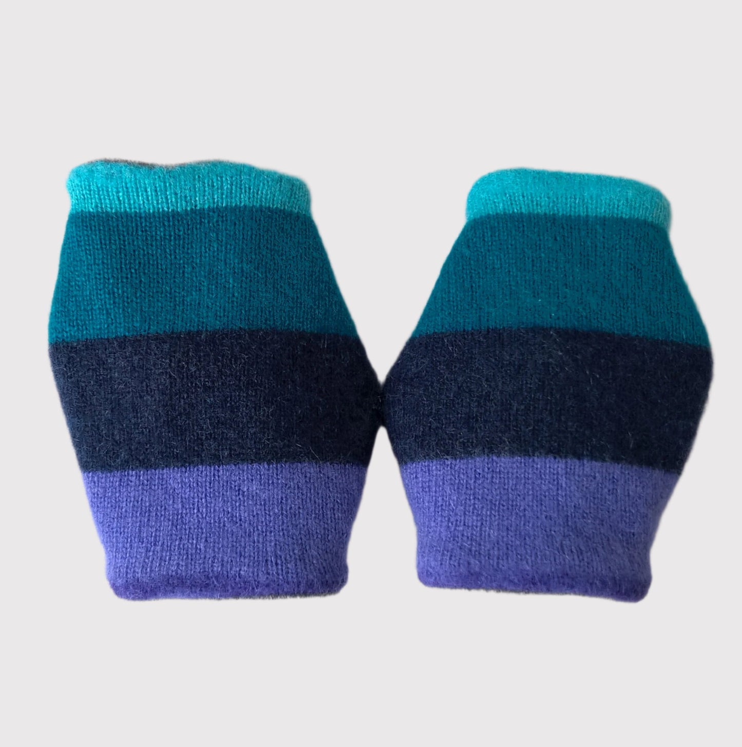 The wrist warmers are wide enough to cover the pulse point leaving hands free to accomplish tasks 