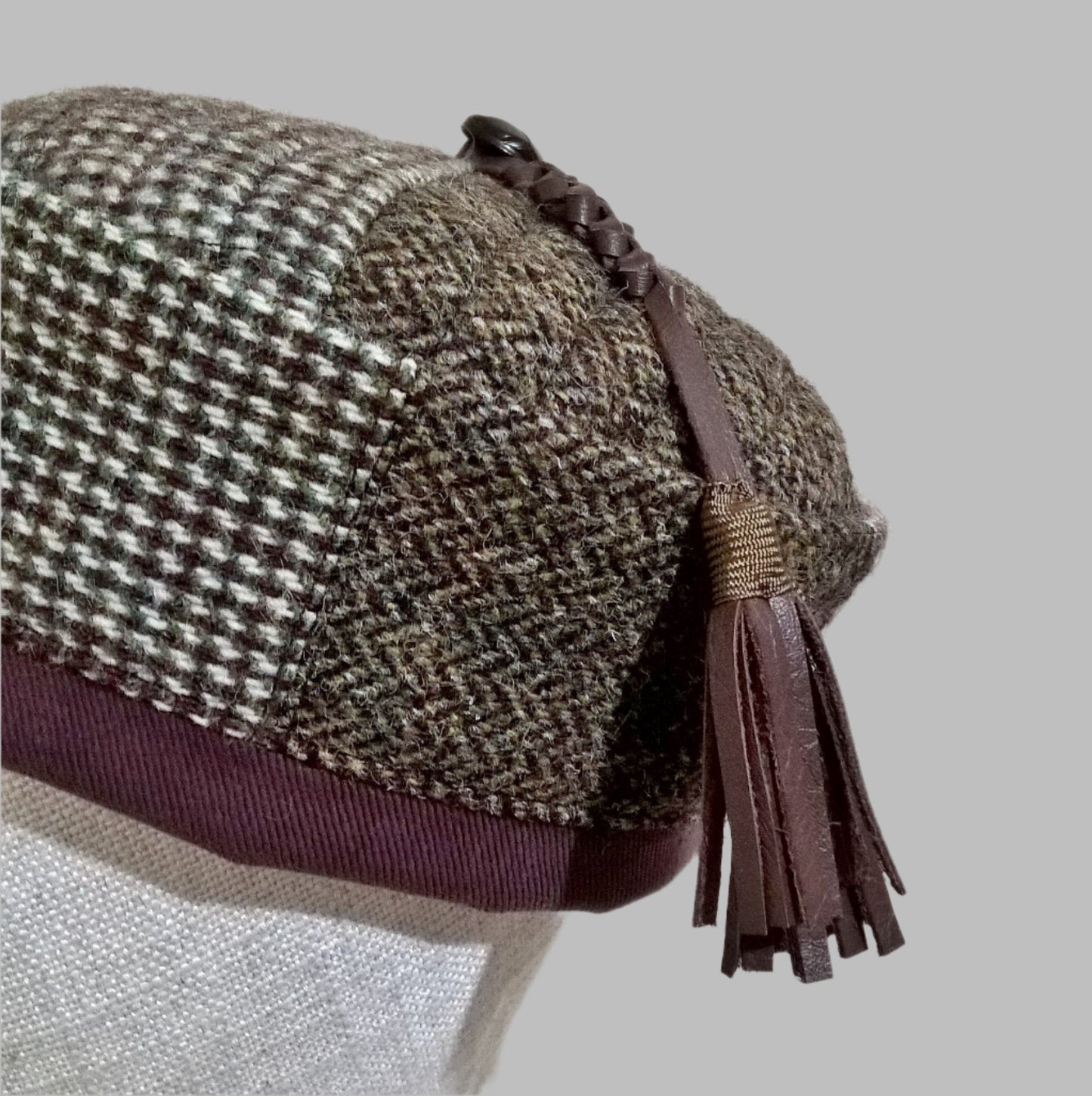 Macrame leather tassel of Harris Tweed smoking cap