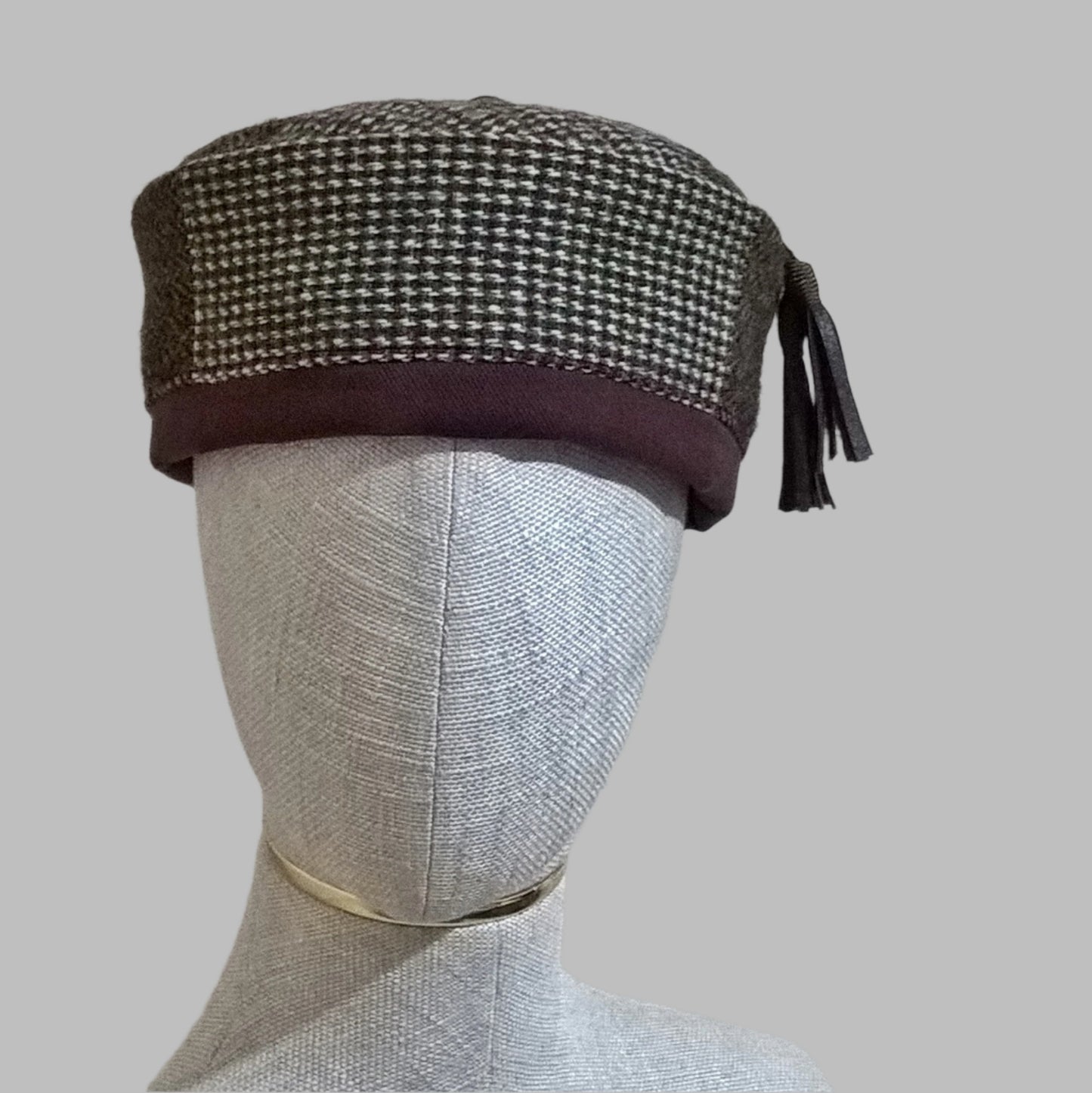 Mismatch Harris Tweed wool smoking cap handmade with leather tassel