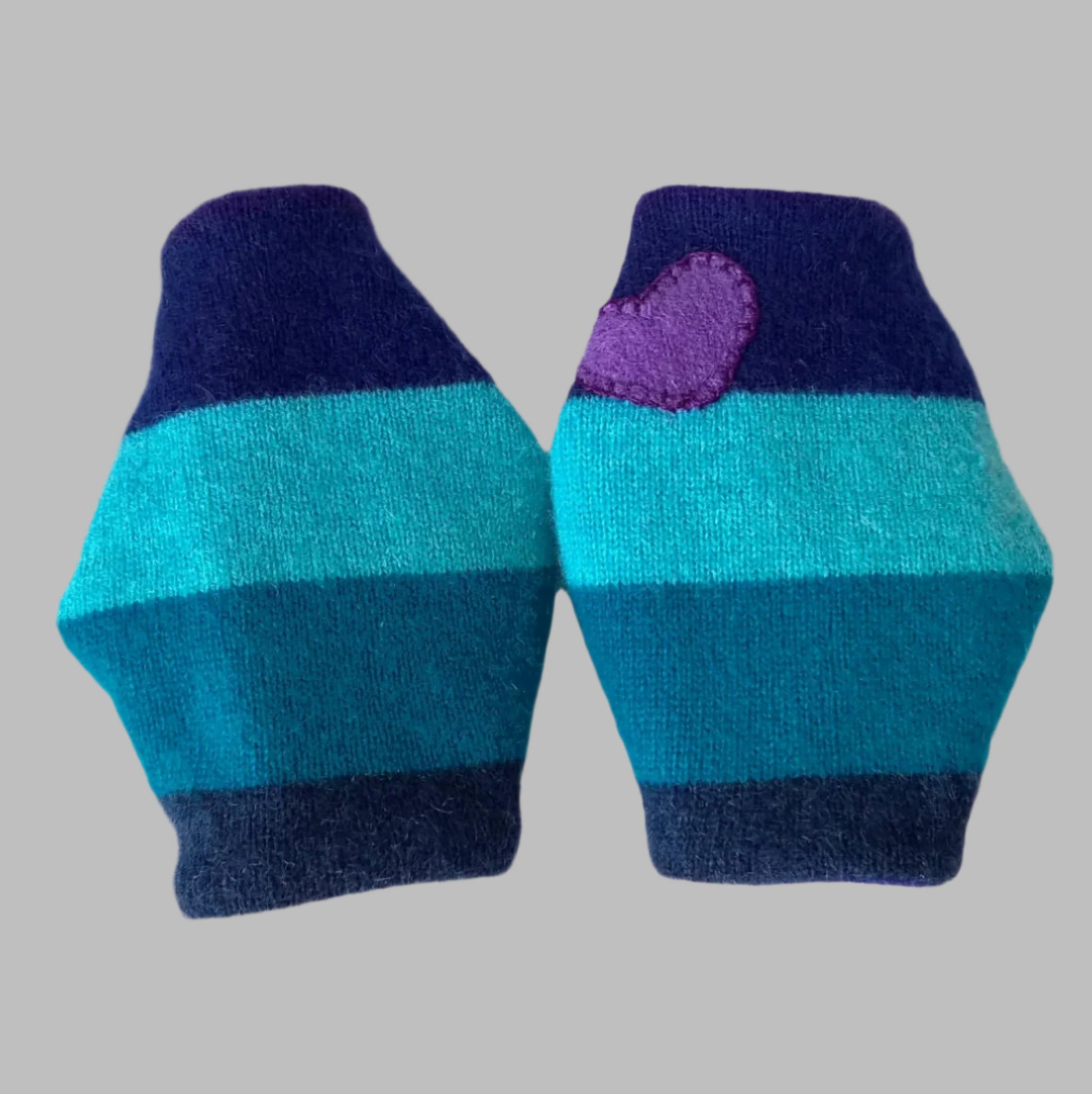 pure cashmere wrist warmers with applique heart