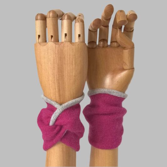 Raspberry pink pure cashmere wrist warmers