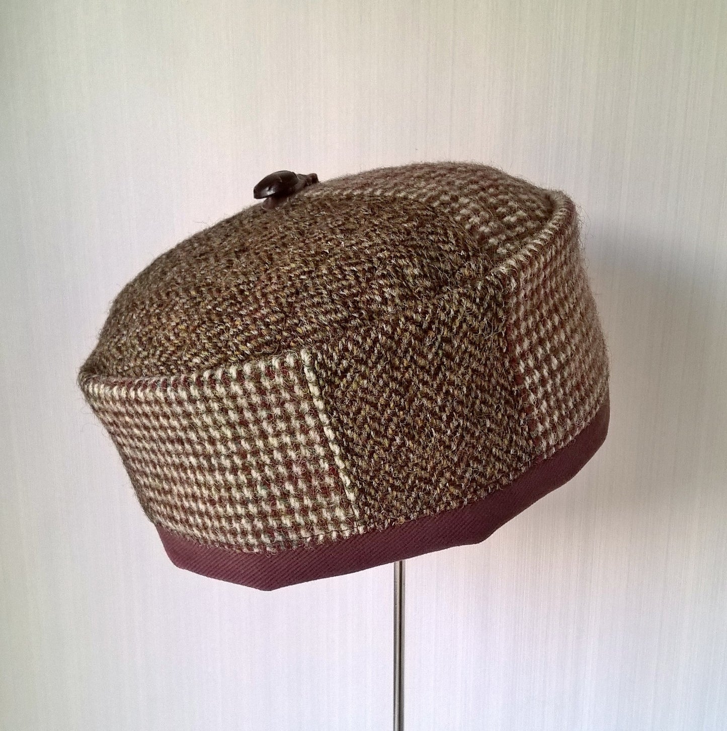 Smoking Cap in Harris Tweed Wool with leather tassel - small