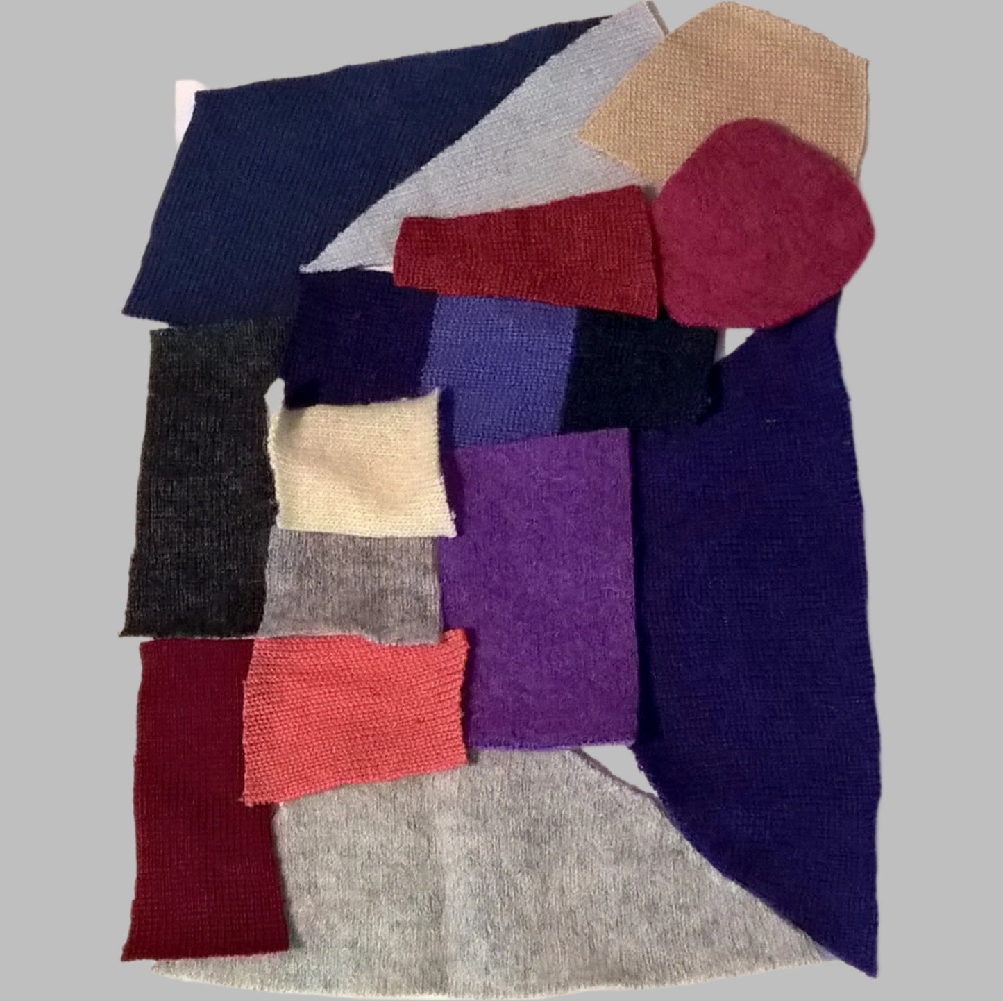 Pure cashmere pieces in various colours and sizes