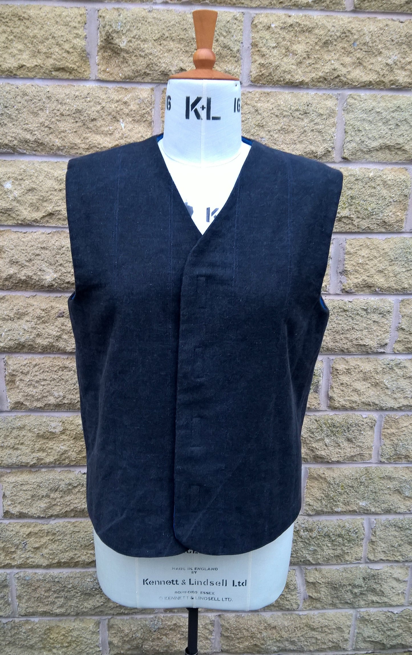 Quilted Gilet in Black denim with blue fleece lining