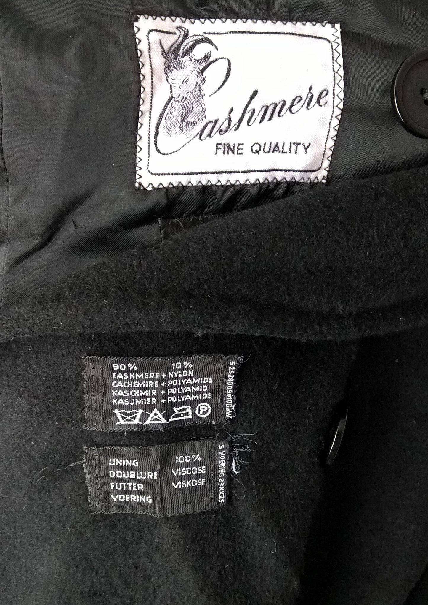 Black 90% cashmere 10% polyamide coat for upcycling